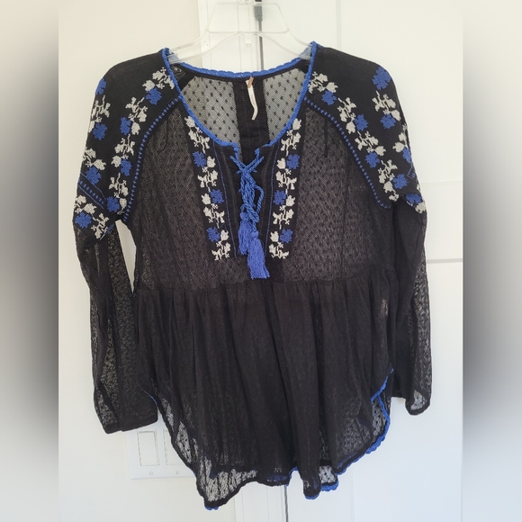 Free People Shirt Black Mesh Long Sleeve Blue White Embroidery Sheer Siz… - Picture 3 of 5